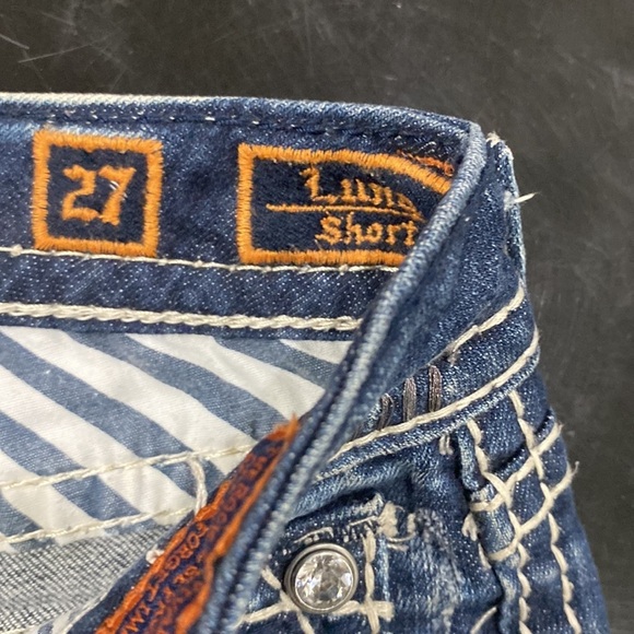 ROCK REVIVAL LUNA MID RISE STRETCHY DENIM SHORTS WEAR CUFFED OR DOWN - Picture 12 of 16